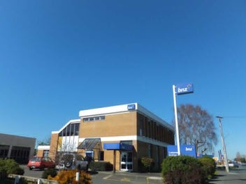 Image 1 of 1