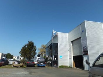 Image 1 of 1