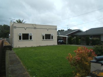 Image 1 of 8