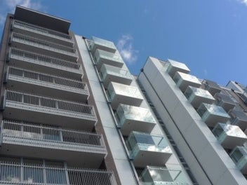 Image 1 of 8