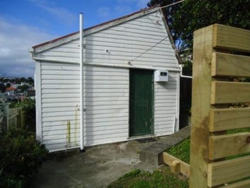 Image 1 of 8