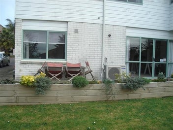 Image 1 of 8