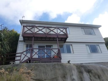 Image 1 of 6