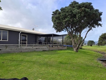 Image 1 of 6
