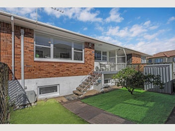 Image 1 of 23