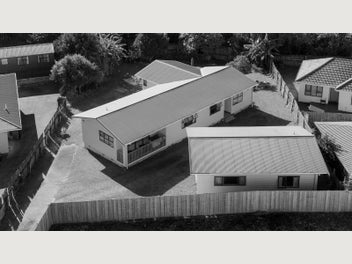 Image 1 of 8
