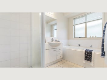 Image 1 of 20