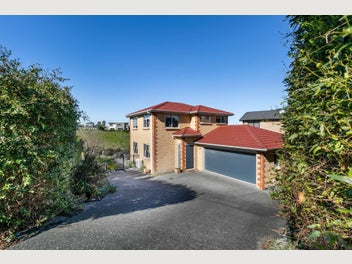 Image 1 of 20