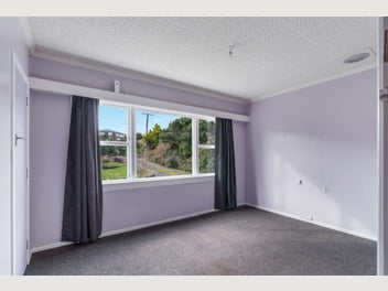 Image 1 of 20