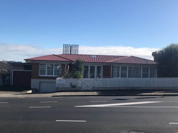 Image 1 of 10