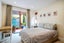gallery view thumbnail