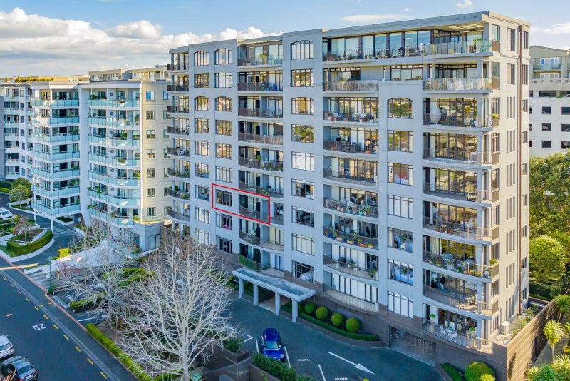 gallery carousel 1