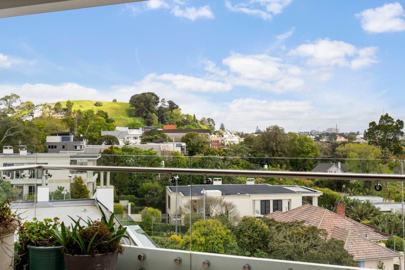 gallery carousel 2