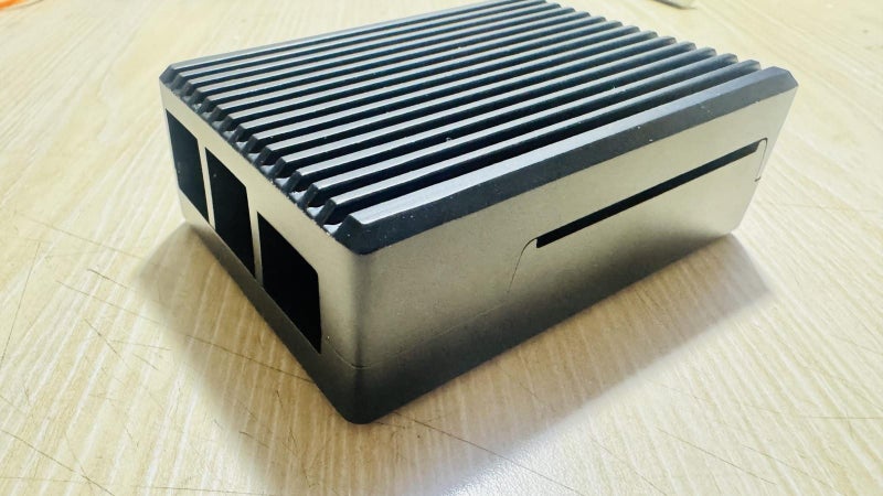 Raspberry pi 4 metal case - solid, heatsink - New Carousel 2