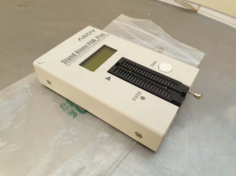 Micro Controller Programmer standalone PGMPlus - Used Carousel 1