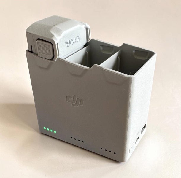 Original DJI 3 BAY BATTERY CHARGER + 1 BWX 162 Carousel 1