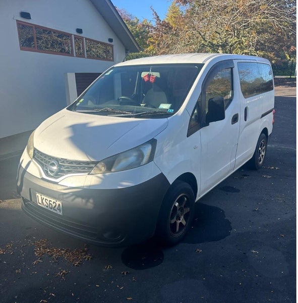 2013 Nissan NV200 – 1.6L Petrol – Automatic Reliable • Economical • Perf Carousel 1