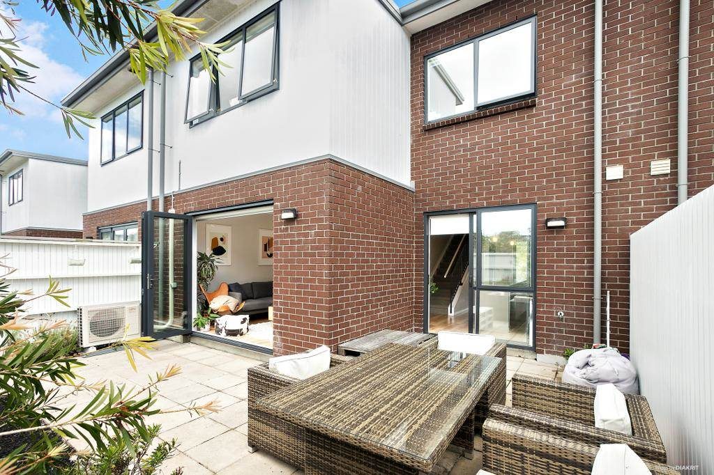 Time to start your dream home — slide 2