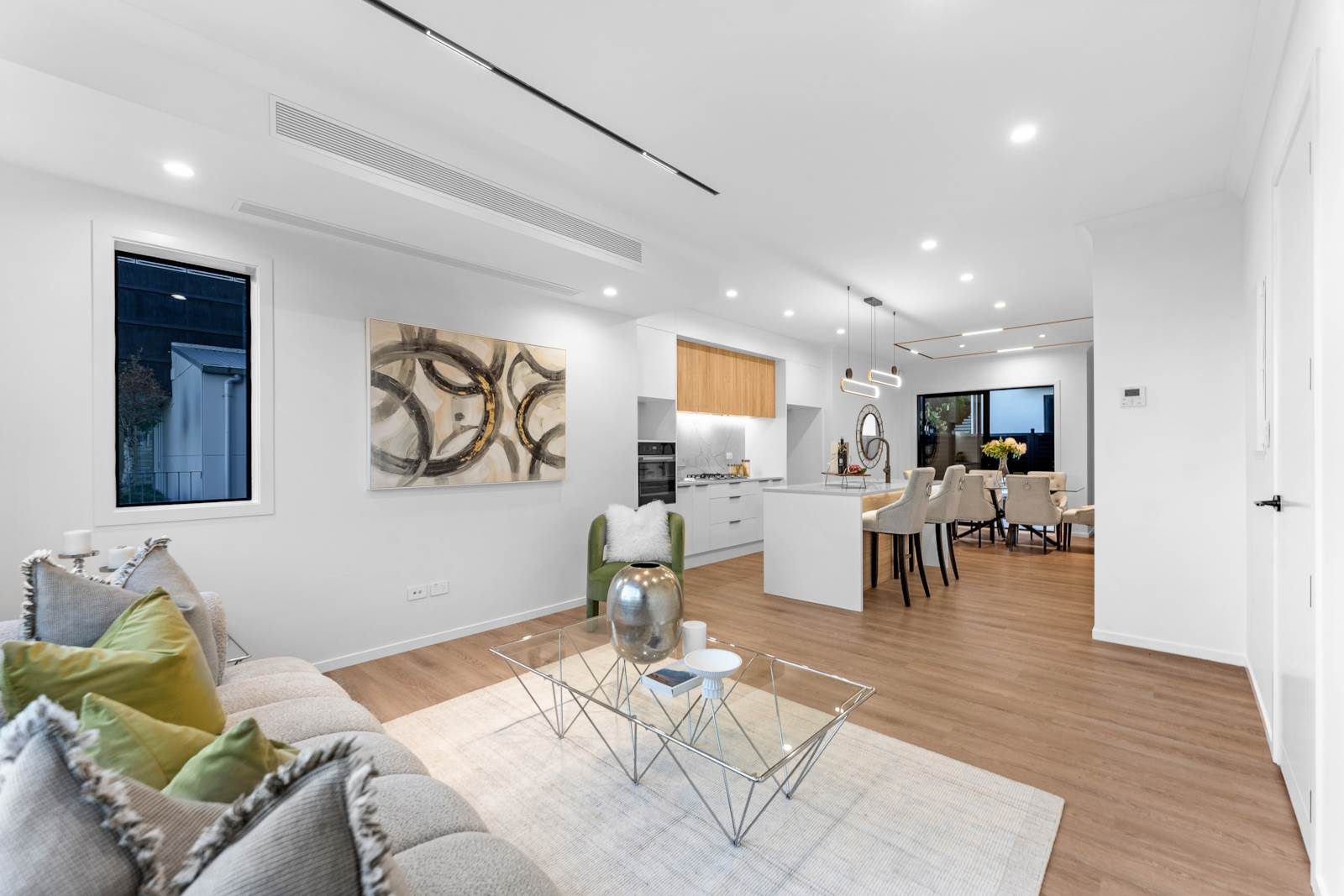 New Freehold Home with Spectacular Seaviews — slide 2