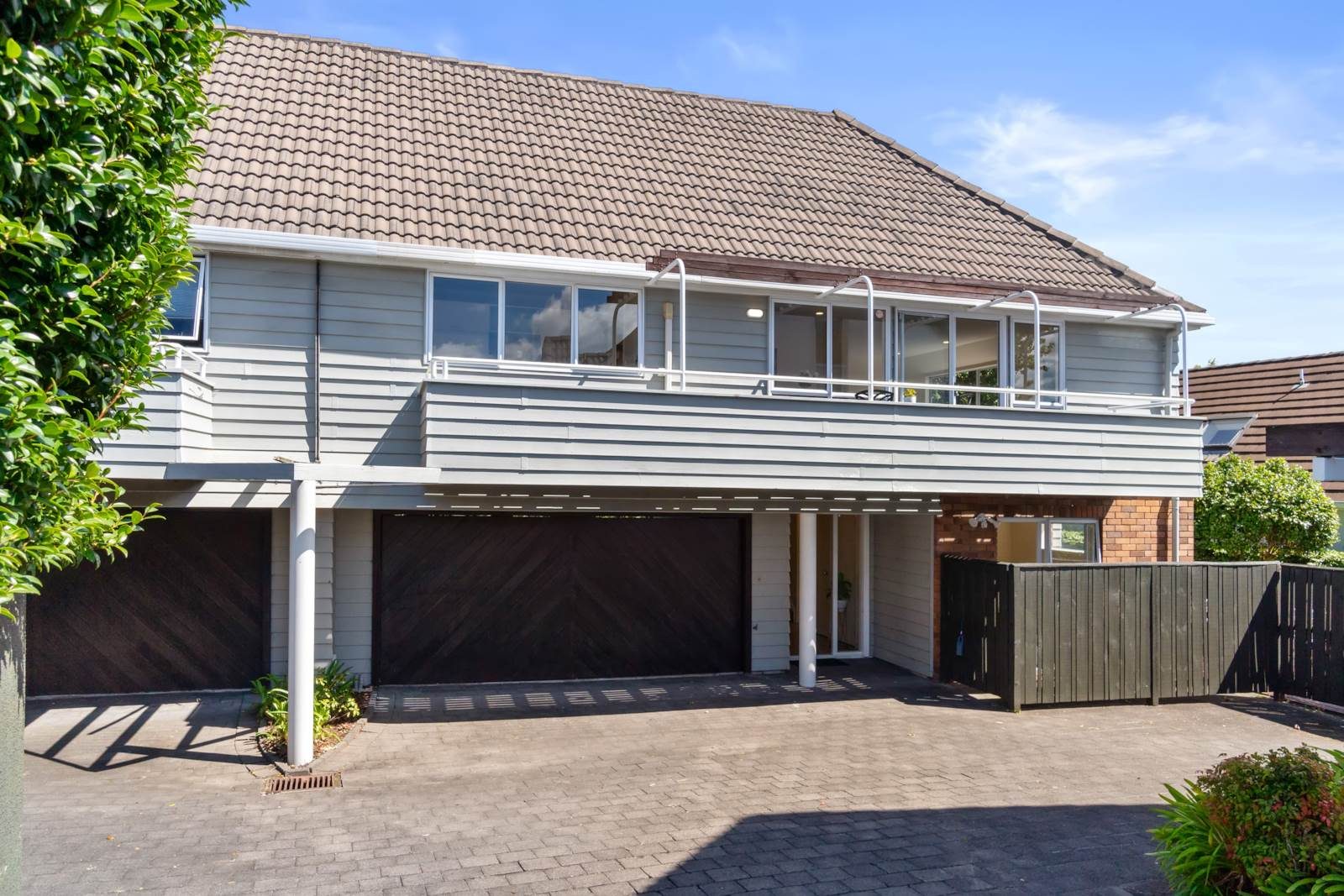 Heart of Remuera Living - DGZ — slide 1