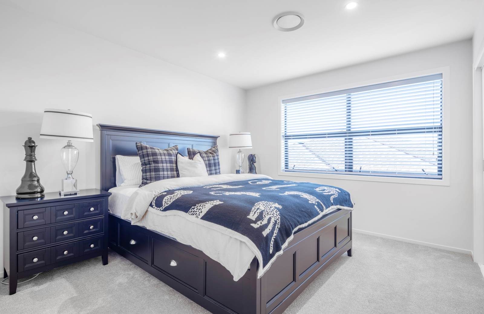 Modern Elegance by Cornwall Park — slide 25