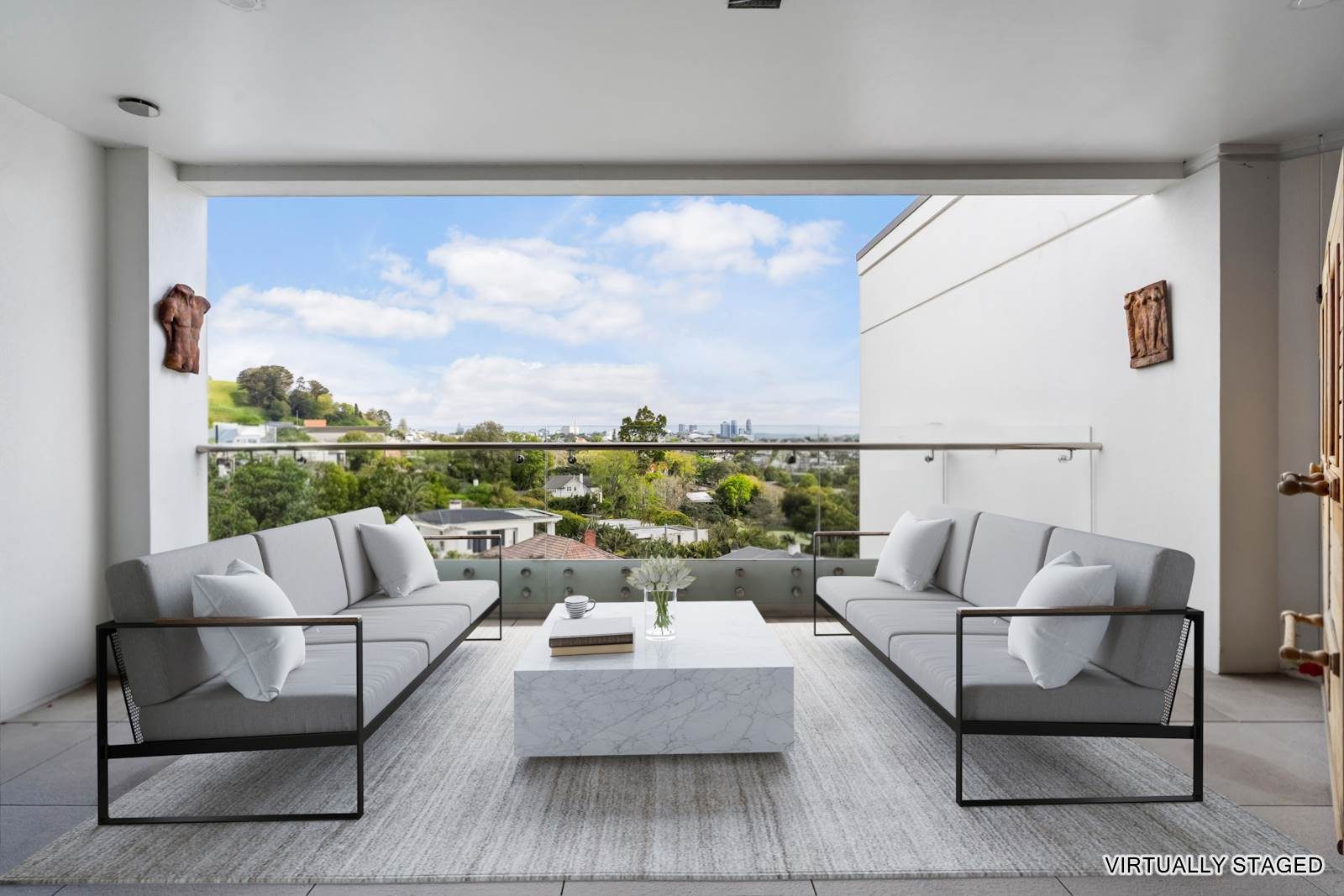 Penthouse Living in the Heart of Remuera — slide 1