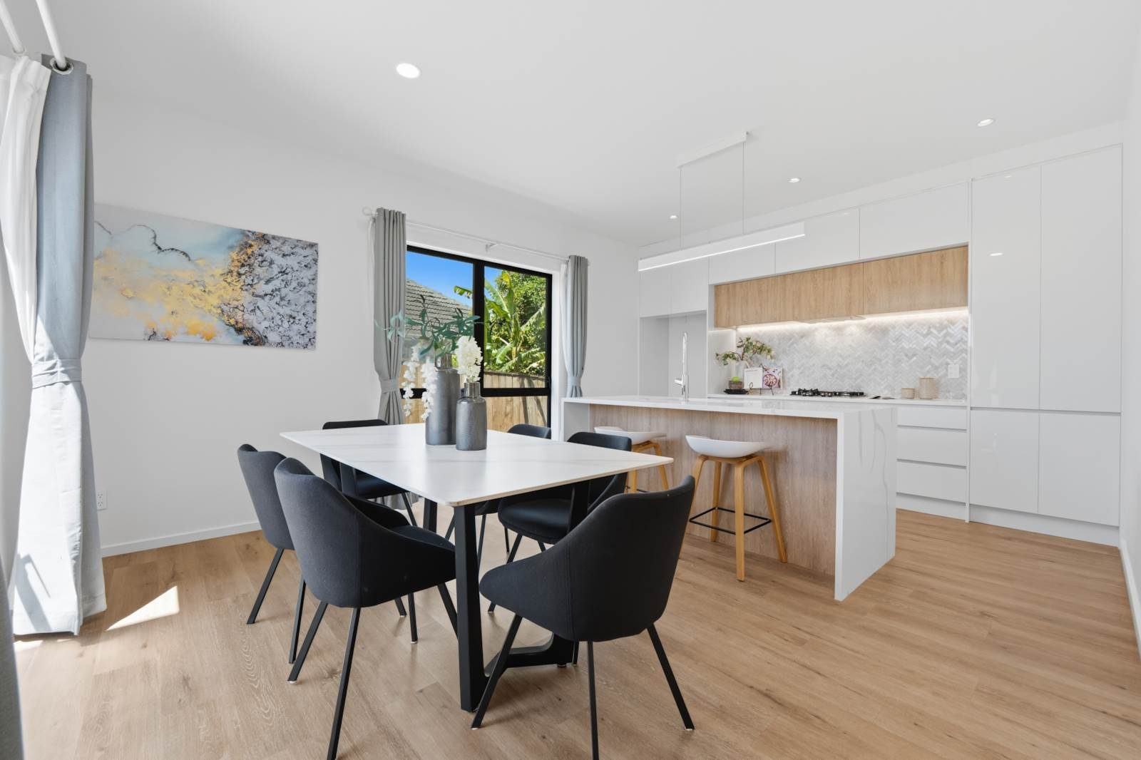 Seamless modern living in the heart of Mt Albert — slide 35