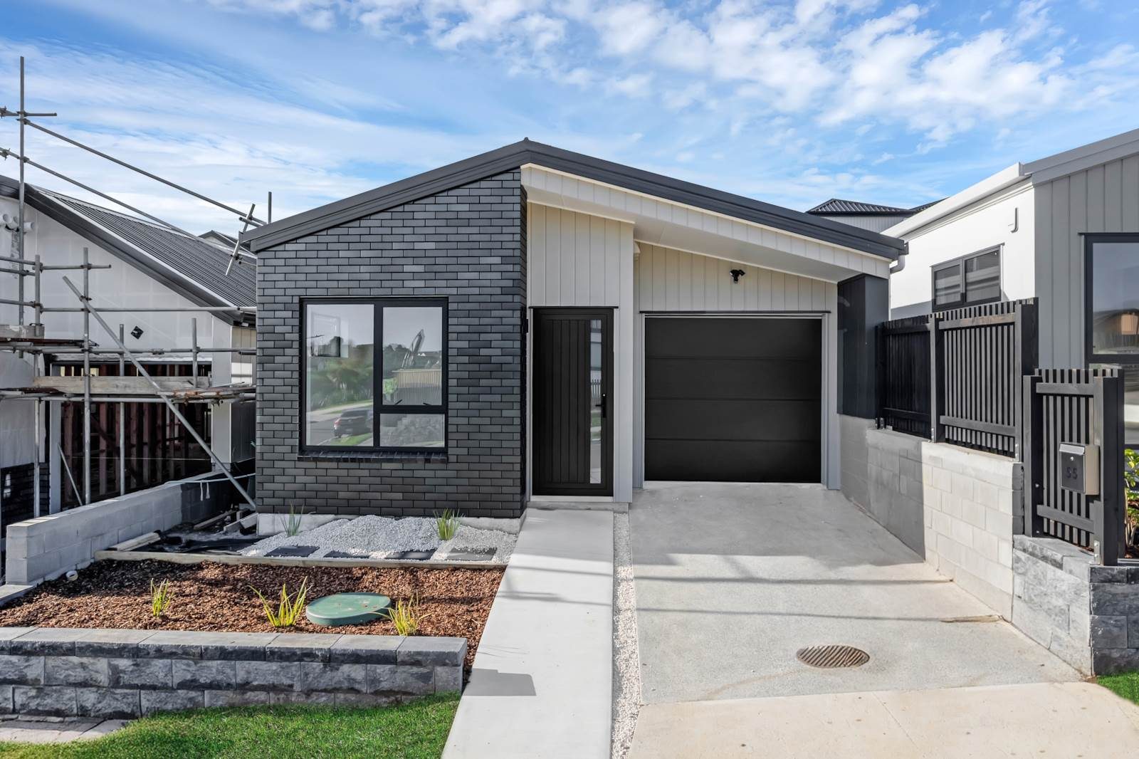 Brand New Home with Master Builder Warranty. — slide 1