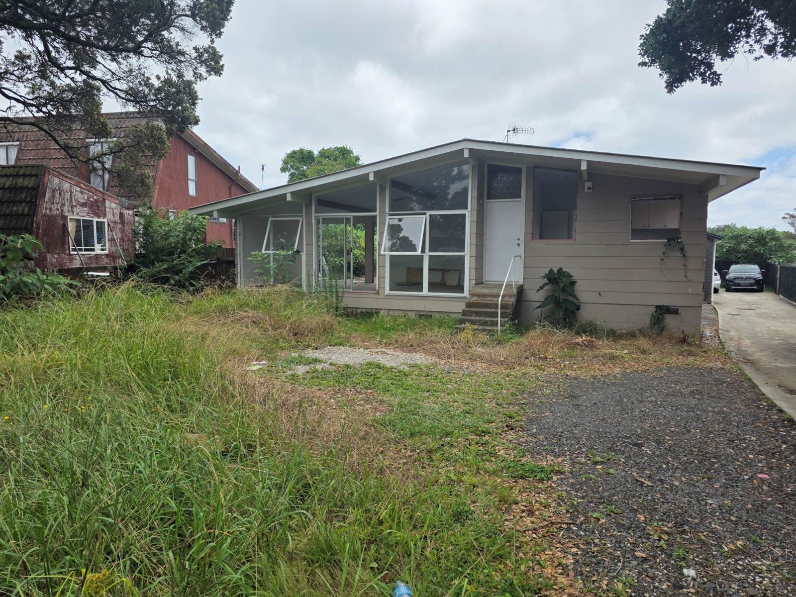 MORTGAGEE SALE — slide 1
