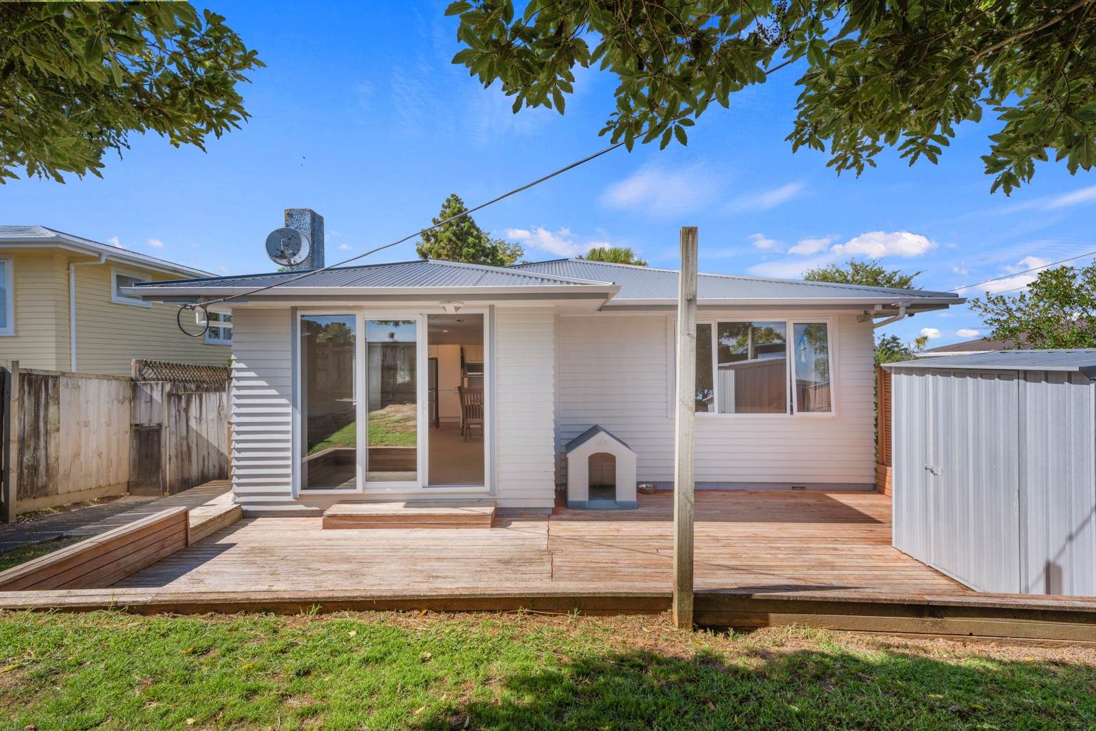 Solid Family Home in a Prime Location — slide 1