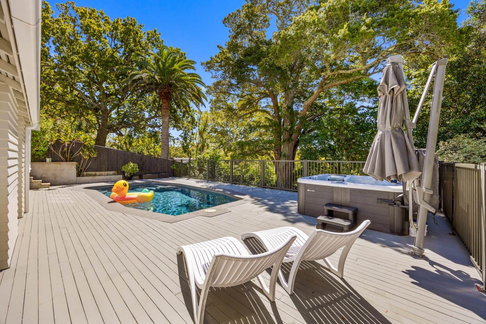 Remuera Character Family Home with Pool — slide 2
