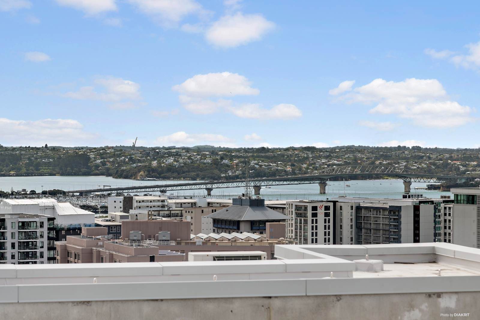 Penthouse 3 Bed by Uni Precinct — slide 2