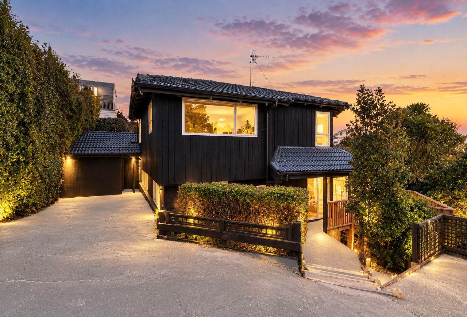 Sunlit Modern Sanctuary in Premier DGZ — slide 1