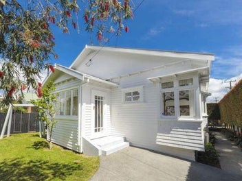 206 Campbell Road, Greenlane, Auckland