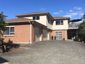 57B Rangeview Road, Sunnyvale, Auckland