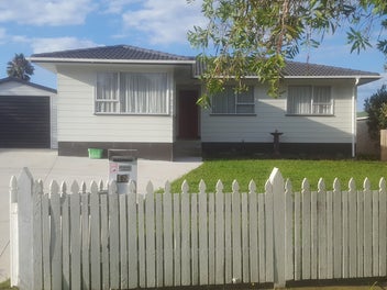 15 Tyndrum Place, Highland Park, Auckland