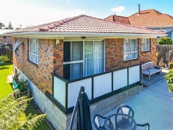 2/5 Porchester Road, Papakura, Papakura