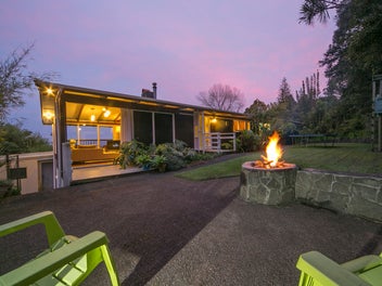 865 West Coast Road, Oratia, Auckland