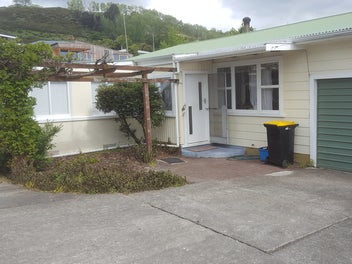 2/9A TITOKI ST, Stoke, NELSON