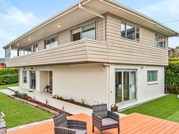 211 Royal Road, Massey, Auckland