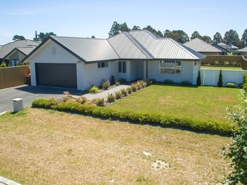 6 Rossall Crescent, Rolleston, Rolleston