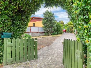 7 Downer Street, Helensville, Helensville