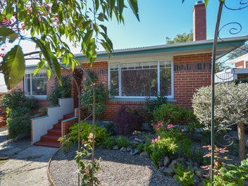 112 Wakari Road, Helensburgh, Dunedin