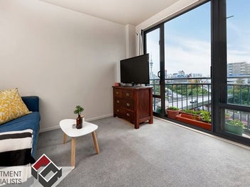 5H/11 Howe Street, Auckland Central, Auckland