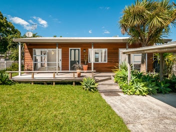 1/29 Seine Road, Forrest Hill, Auckland