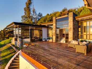 6 Trecastle Lane, Huntsbury, Christchurch