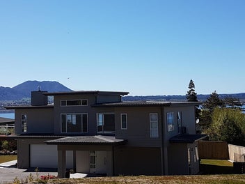 3B Isobel Street, Acacia Bay, Taupo