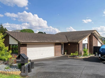 36 Galloway Crescent, Farm Cove, Auckland