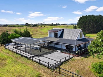 87A Parakau Road, Pollok, Pollok