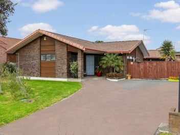 30 Orangewood Drive, Northpark, Auckland